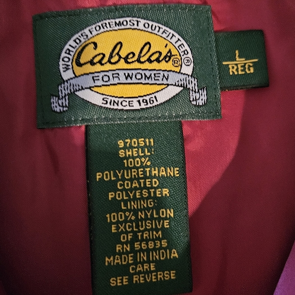 Cabela's NEW maroon Puffer vest L, embroidery, faux fur collar - Picture 8 of 8